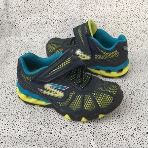 Kids Water-Resistant Sketchers